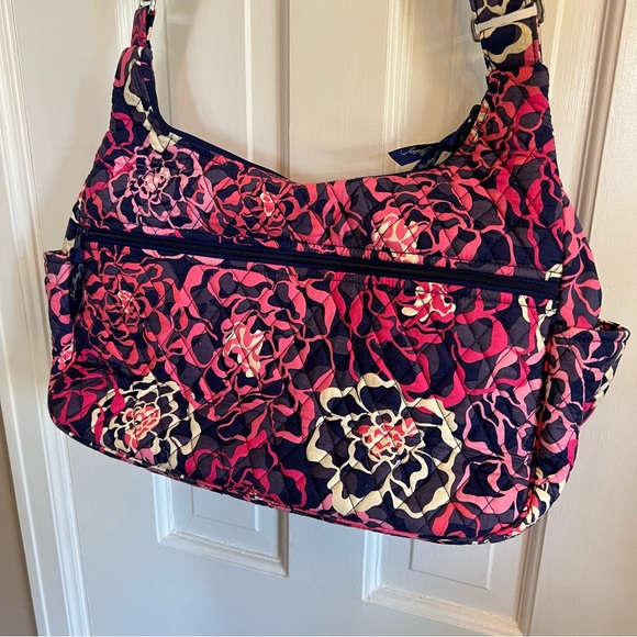 EUC—Vera Bradley Katalina Pink Retired Pattern shoulder bag - Picture 5 of 8